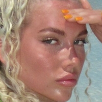 Alexa Tiziani Nagie
