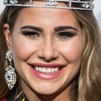 Anahita Rehbein Nagie