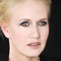 Andrea Sokol Nagie