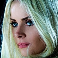 Anita Briem Nagie