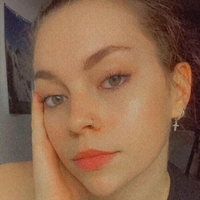 Anna Mungenast Nagie