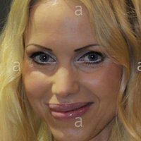 Annina Ucatis Nagie