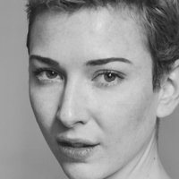 Ava Verne Nagie