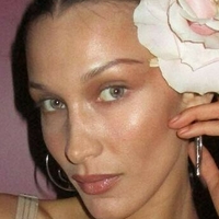 bellahadid Nagie