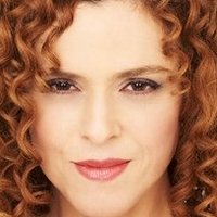 Bernadette Peters Nagie