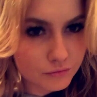 Britney Light Nagie