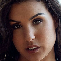 Bruna Redecker Nagie