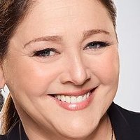 Camryn Manheim Nagie
