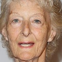Caroline Blakiston Nagie
