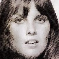 Caroline Munro Nagie