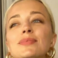 carolinevreeland Nagie