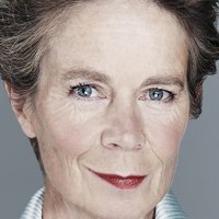 Celia Imrie Nagie