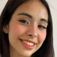 chloe.yung Nagie