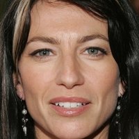 Claudia Black Nagie