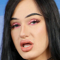 Coco Dahlia Nagie