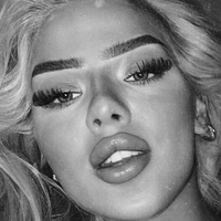 Elainevictoria Nagie