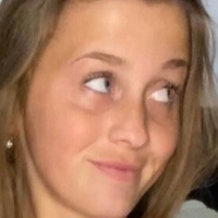 emma.everss Nagie
