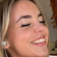 Emma Kotos Nagie