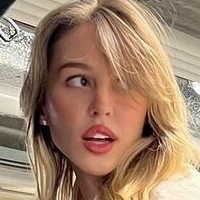 Eva Level Nagie