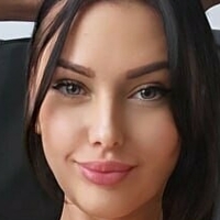 evayevax Nagie