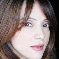 Frida Betrani Nagie