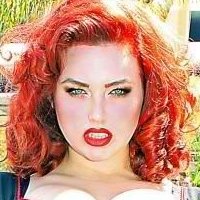 Gia Genevieve Nagie