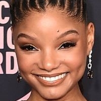 Halle Bailey Nagie