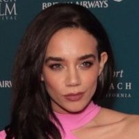 Hannah John-Kamen Nagie