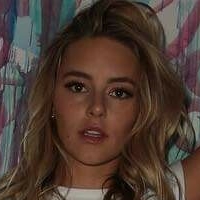 Hassie Harrison Nagie