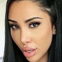Heli Kenzi Nagie