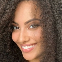 Ines Curly Nagie