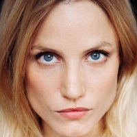 Isabel Thierauch Nagie