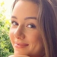 Isabella Stoisavljevic Zerpa Nagie