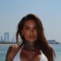 Jenni Sintjakov Nagie