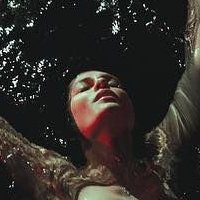 Jessie J Nagie