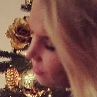 Joyce Straten Nagie
