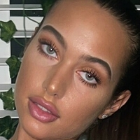 Kamila Davies Nagie