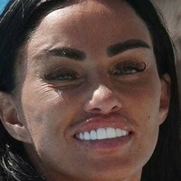 Katie Price Nagie