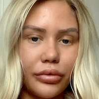 khloeniemela Nagie