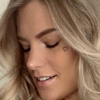 Krista M Arie Nagie