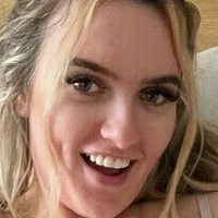 Lacey Amour Nagie
