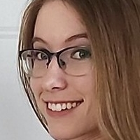 Lacey Bloom Nagie