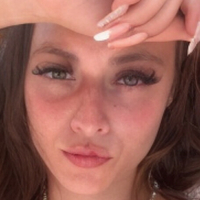 Laura Frey (l.frxy) Fakes Nagie