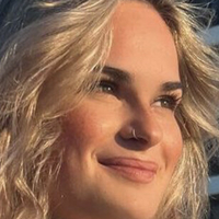 Lauren Hales Nagie