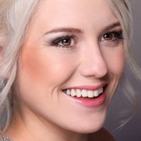 Lisa Bund Nagie