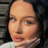Luana He Nagie