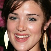 Lucy Griffiths Nagie