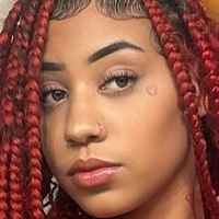 LUHREDTHABADDIE Nagie