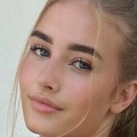 mackenziehart Nagie