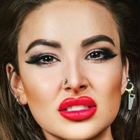 Madam_esmeralda Nagie